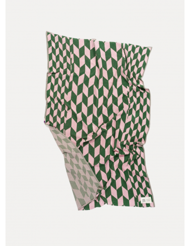 Arrow Tail Beach Towel | Pink & Green votre restaurant rapide dans 